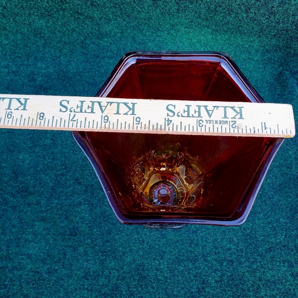 Hoosier Glass Ruby Red 10” Tall Glass Vase 6 Sided 4041 ~ Vintage 4lbs 5oz - Picture 10 of 13